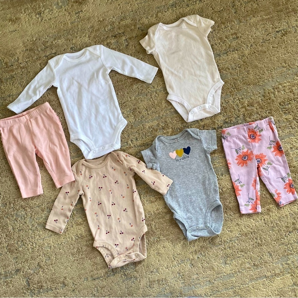 Carters 3 months Baby Girl Bundle of Onesies Leggings Pants